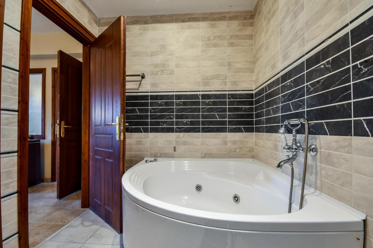 Archontiko Liamas Hotel สตาวรอส ภายนอก รูปภาพ